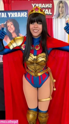 Snarky Jay Cosplay [ snarky-jay-cosplay ] - I love reverse footjobs. I know that you love them too. Can you feel