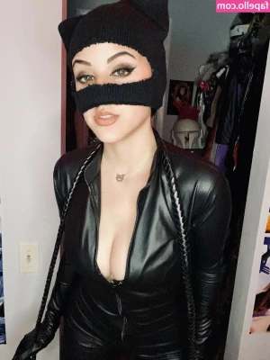 Snarky Jay Cosplay [ snarky-jay-cosplay ] - Quick flash 🙊🙊🙊🙊🙊