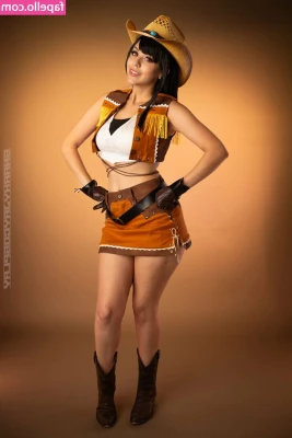 Snarky Jay Cosplay [ snarky-jay-cosplay ] - Me bajo el hilo o lo haces a un lado