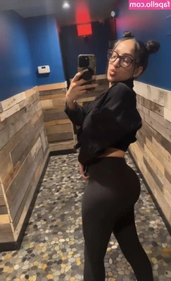 Mimimissmay - just stretching a little ;)