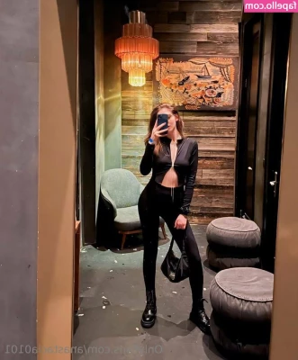 anastacia0101 - Do you think you d be able to make me this juicy