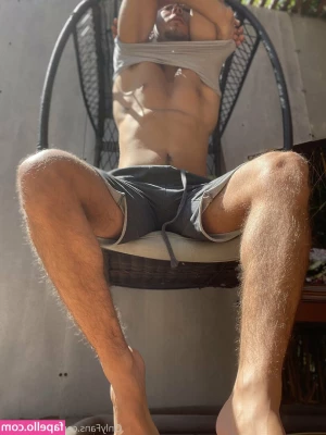 freeangelriv - Swipe for boobies! 👀 LIKE if you'd love to squeeze them!