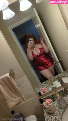 Strawberri Tingles [ strawberri-tingles ] - Would you try to peek up my skirt