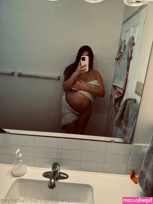 faithfulfairyxo - let's shower together (I'll hog all the hot water)
