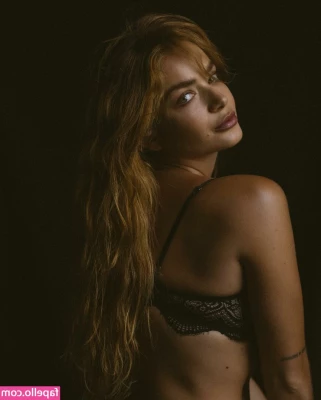 Camila Mayrink [ camila-mayrink ] - Hope my content will entertain you during the quarantine 😘