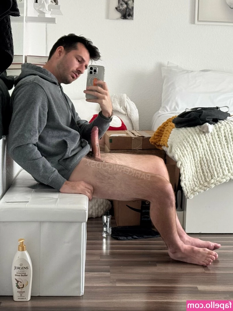 parkerwoodsx - Have a good night  My puppies have a tendency of falling out during