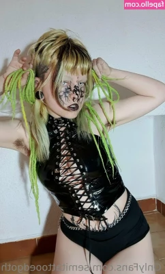 semitattooedgoth [ semitattooedgoth-1 ] - Meditation  P