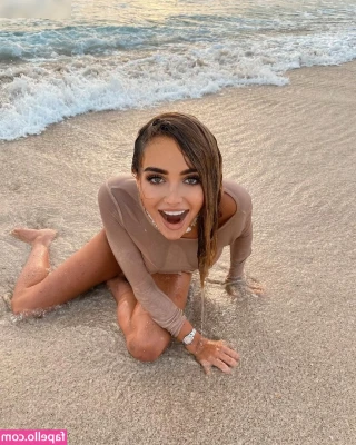 Georgia Harrison [ georgia-harrison ] - Don’t judge my PJs