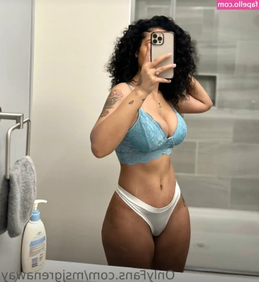Jasmine Grenaway [ jasmine-grenaway ] - From shower to dressed up  I am ready for another night of d amp d