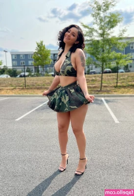 Jasmine Grenaway [ jasmine-grenaway ] - Do you wanna see more babe