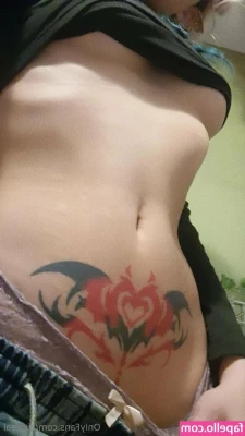 Zureeal [ zureeal-1 ] - I made my first footjob video    Almost 9 min of me moaning and