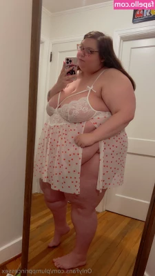 plumpprincessex - It s raining outside but that shouldn t stop us from sexy time