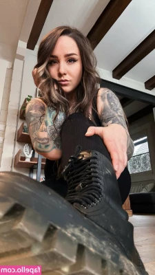 Missrage - Come touch me   Come destroy me please
