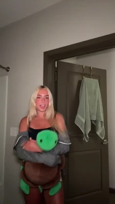 Ava Nucci [ ava-nucci ] - Titteyyssss😜😜😜