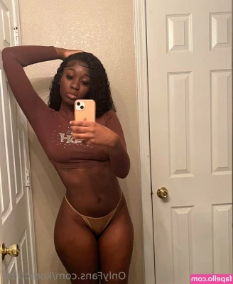 korectiion - POV: the woman next door shows you what’s under her shirt 🤫