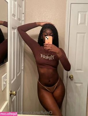 korectiion - am i cute? swipe thru and lmk ✿◕ ‿ ◕✿