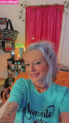 skyestarr0507 - should i do some dick rates tonight and tomorrow 🤔