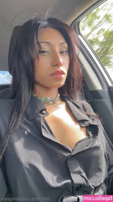 sadgyaru - Hoy me levante juguetona como una niña  Quieres chupar mi chupa