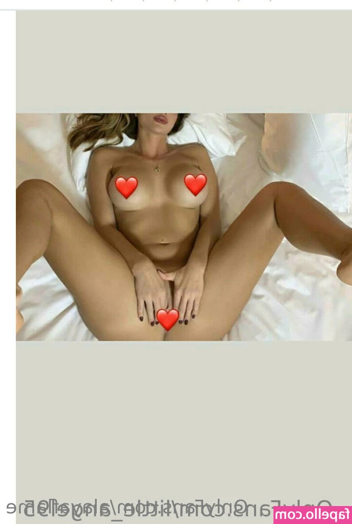 alayaflame - Goeiemorgen lieve fans  Lekker geslapen  Geil wakker geworden mmmm