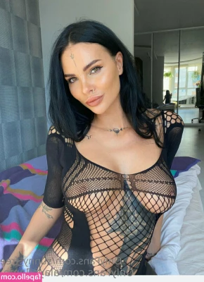 alayaflame - Finally made some content with this hottie… excited to post