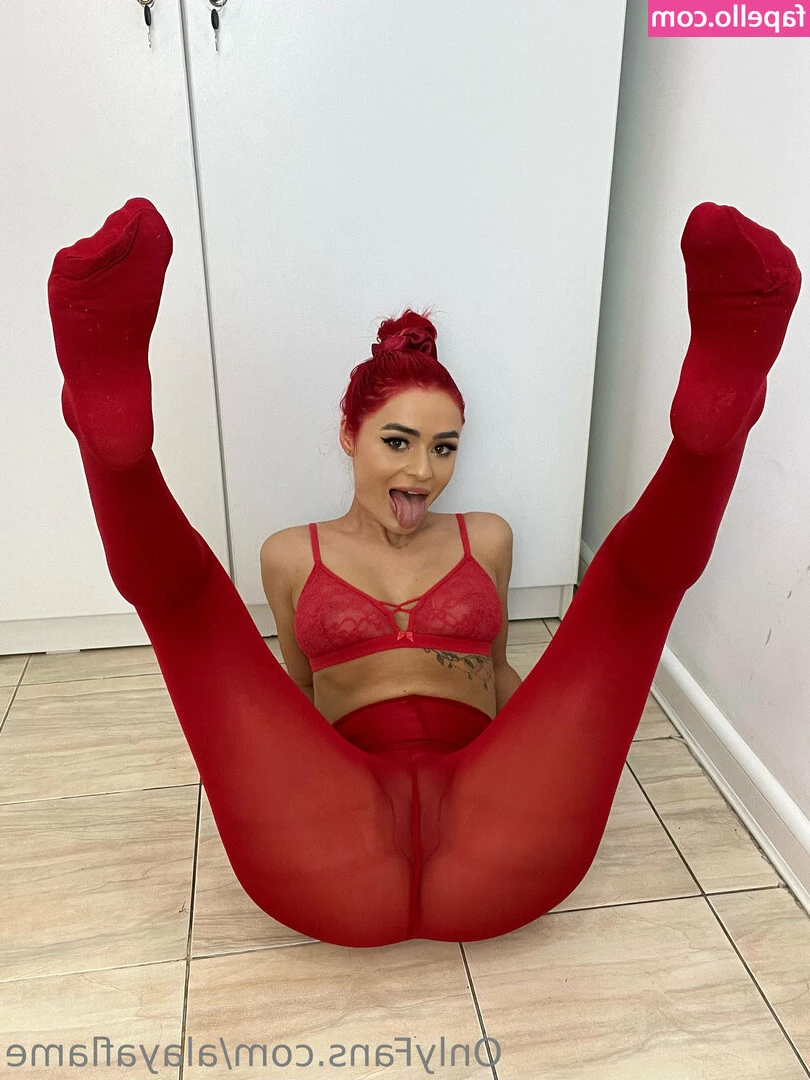 alayaflame - Cum say hello ;) I have many things to offer ;)