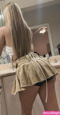 Jessy Castellanos [ jessy-castellanos ] - Shower time