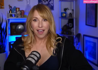 Kari Byron [ kari-byron ] - Good morning ☀️❣️ I'll be posting more later. Sorry to anyone
