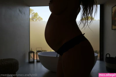 roxysdream [ roxysdream-2 ] - Send me a message if you want a video dancing