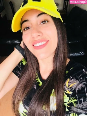 Veronica Boyer [ veronica-boyer ] - Orgasmo de azucena   Vozed
