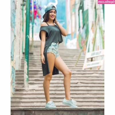 Veronica Boyer [ veronica-boyer ] - Cheeky😋😈