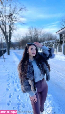alessiabailey - You have the sweetest touch I've ever felt, I don't want you to stop