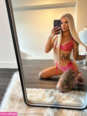 blackwidowbarbie - hit my ass using your cock🍆🍑🥰❤️