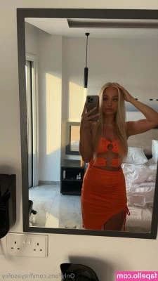 lilyxrainvip - This wonderful human took me to a nude beach  What a lovely