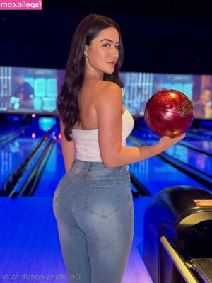 kira.tv [ kira-tv-1 ] - Do like my lovely lady lumps?