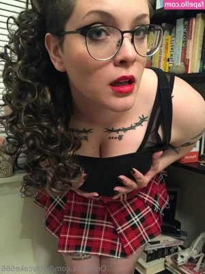 bettycake666 - All the angles
