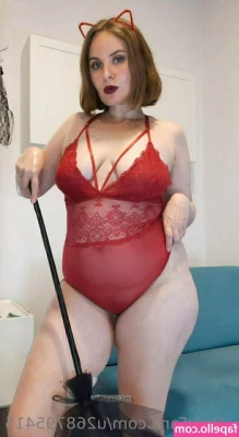 lustymommy - Do you like my pretty pussy