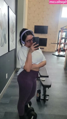 Youniklunatik - Could use a cuddle buddy tonight
