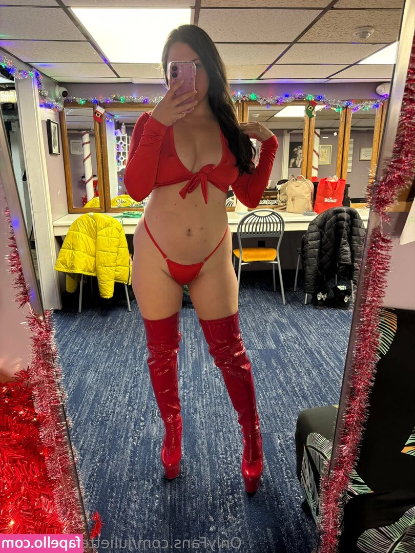 juliette_ohjuliette [ juliette-ohjuliette ] - I wanna ride that big hard cock like a good girl taking every inch of