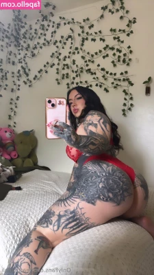 earth2kali - I need a chair... Could i use your face? 😛