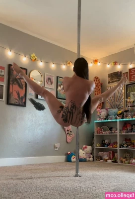 Cum SuccubusX [ cum-succubusx ] - your angel arrived