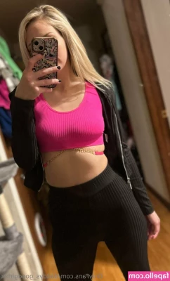 daddys_goodgirlxx [ daddys-goodgirlxx ] - Thick thighs save lives  glitterbaby04