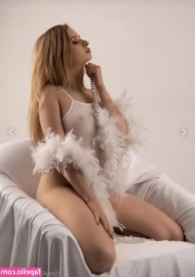 Nina Phoenix [ nina-phoenix ] - Sweet good morning! Lets rock together 🥵