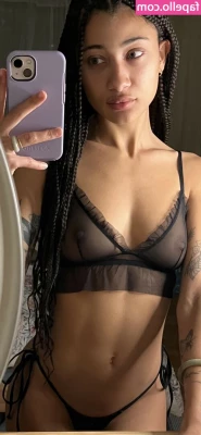 lightskin [ lightskin-1 ] - It’s amazing how a tiny piece of fabric can be so little, yet have