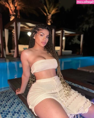lightskin [ lightskin-1 ] - HAPPY FRIDAY 💋🥳 I think I’ll be wearing this bikini a lot..