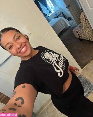 lightskin [ lightskin-1 ] - https://onlyfans.com/chaotic_content My cute friend is running a sale