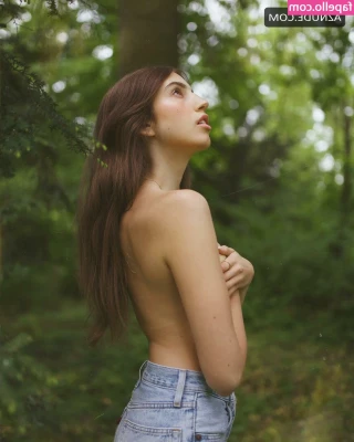 Yonca Hagen [ yonca-hagen ] - Come see this entire set (12 pics 3 vids ) on my VIP page without pay