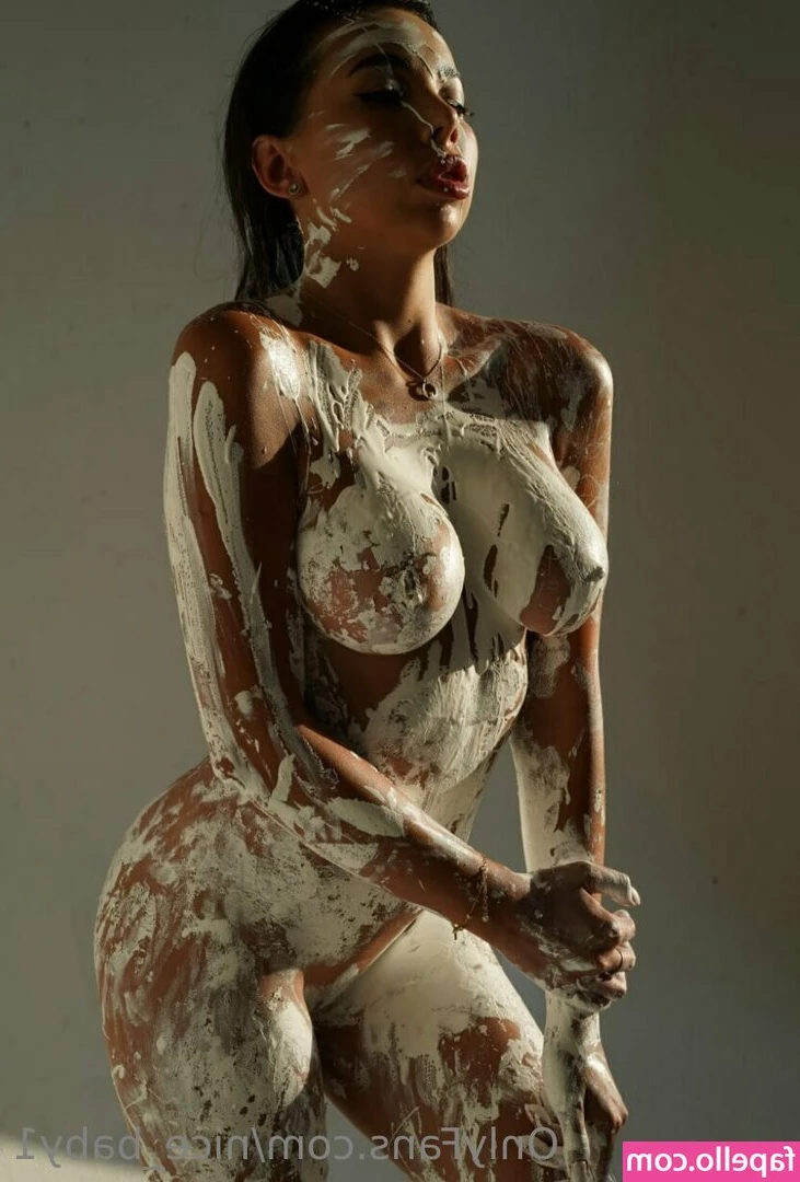 nice_baby1 [ nice-baby1 ] - Some naked cleaning