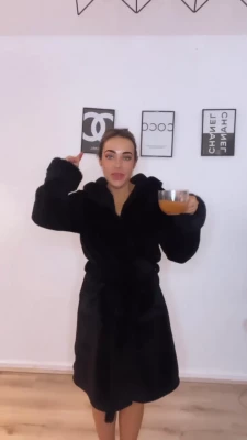 Stephanie Davis [ stephanie-davis ] - I wanna be your dirty little secret