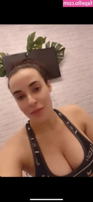 Stephanie Davis [ stephanie-davis ] - Good morning! Now come back to bed pls 💛