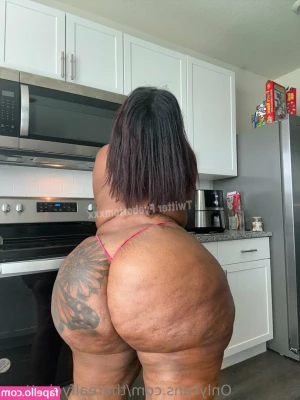 therealfyebottom - Post Workout Masturbation || SOLO 6  POV we just got back from the